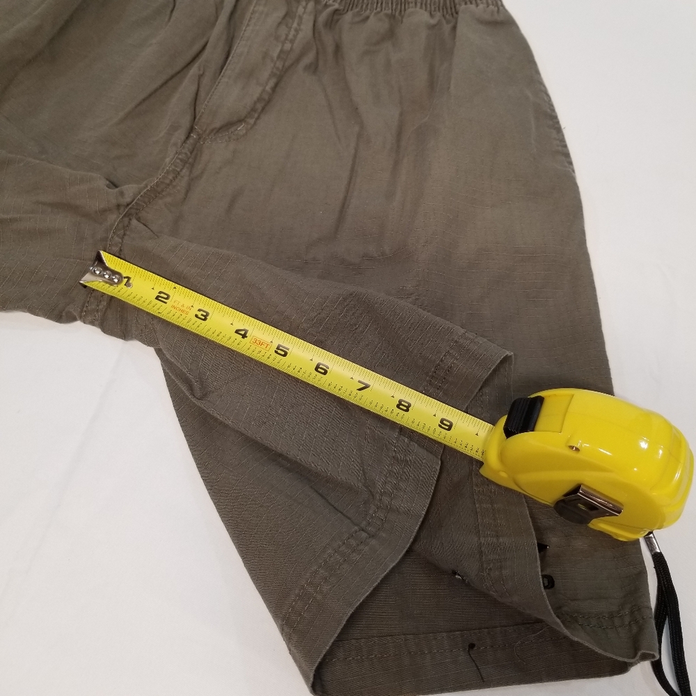 Umbro Mens Size M Cargo Shorts Army Green Draw String Elastic Waist Zipper Fly - Picture 10 of 13